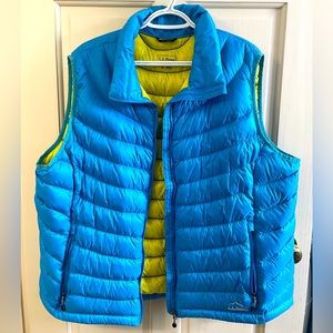 LL Bean Ladies XL Down Vest